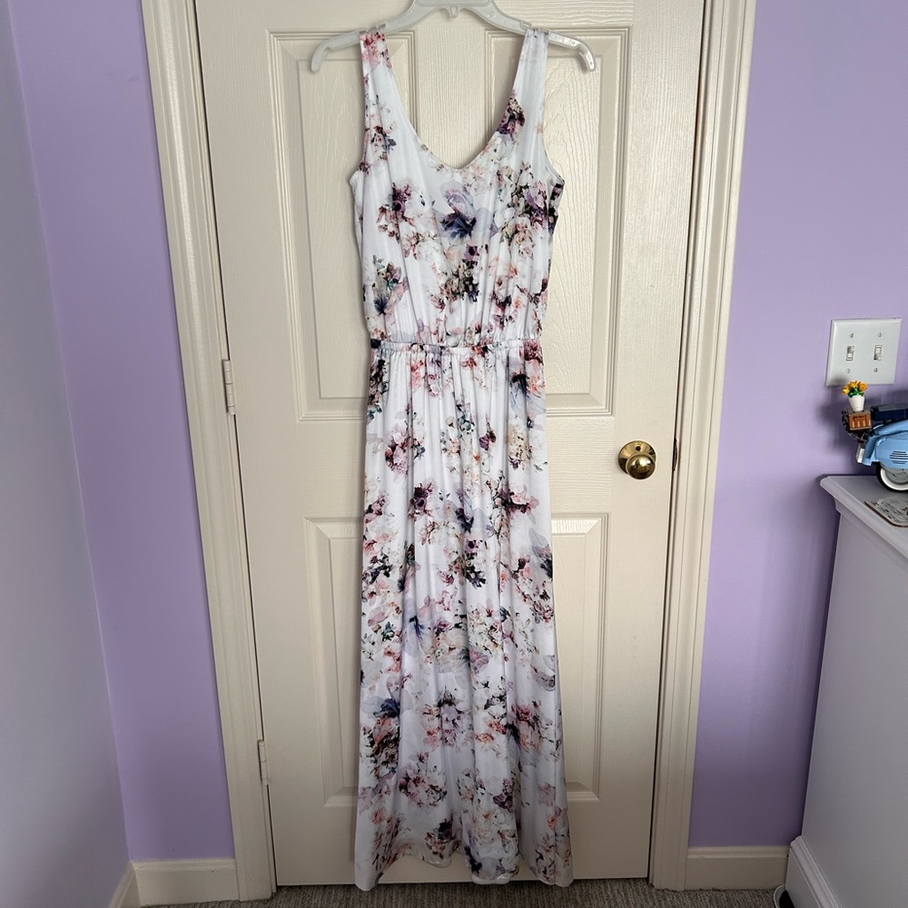 White, Floral Floorlength Dress